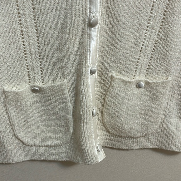 Cardigan Button Sweater Size Small White 3/4 Sleeves Layering Staple Old Money - Picture 5 of 12